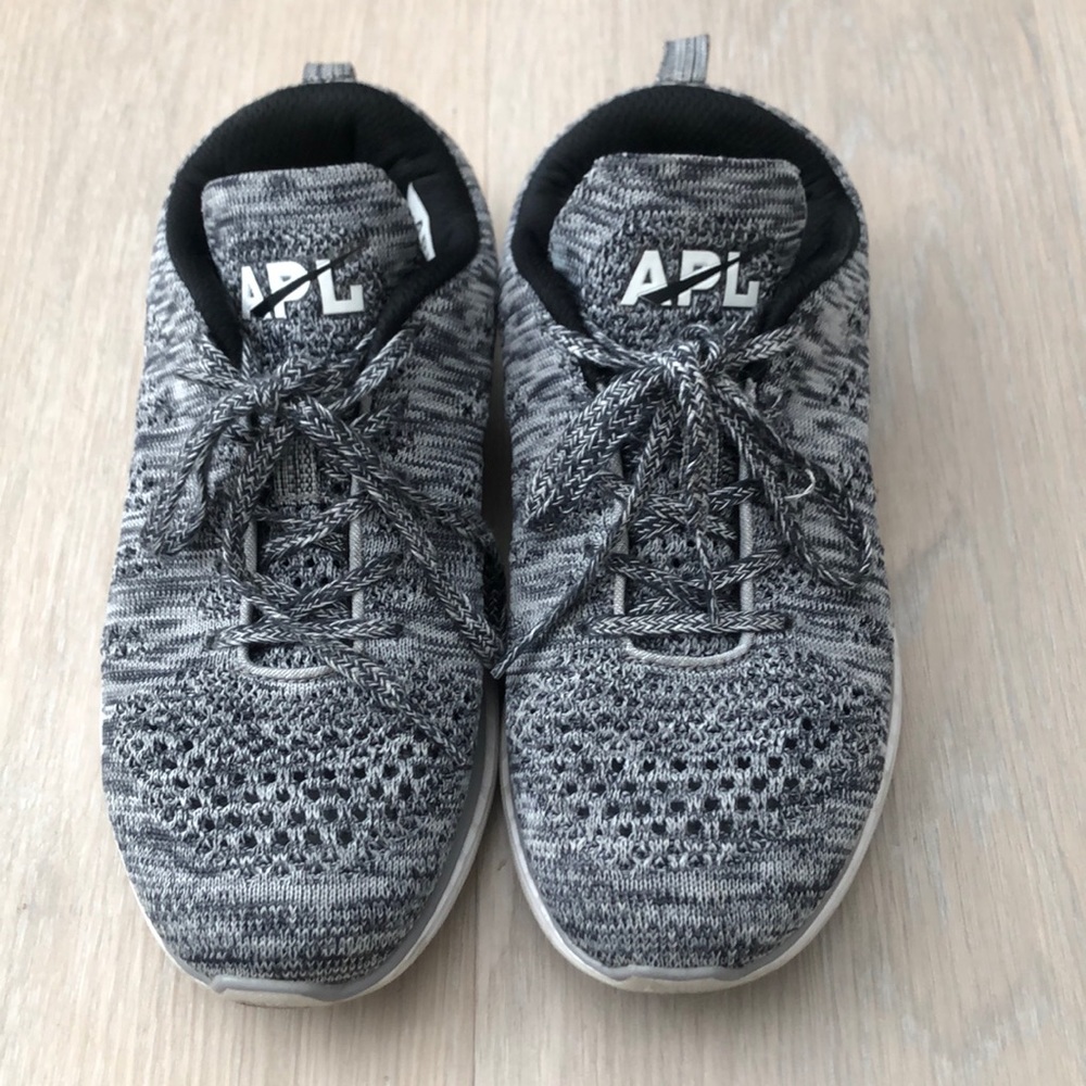 APL shoes